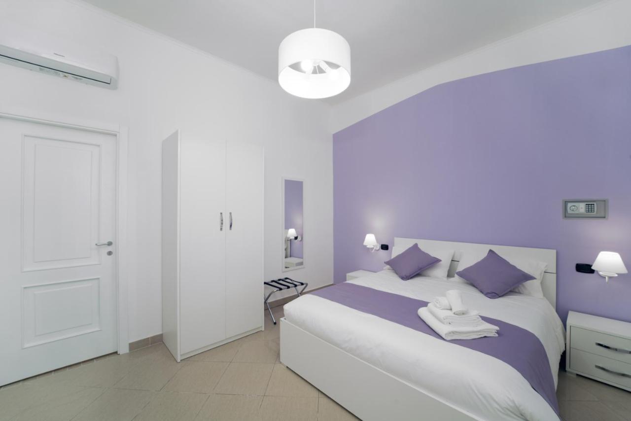 Suite & Luxury Rooms Palazzo Diomede Carafa Napoli Ngoại thất bức ảnh