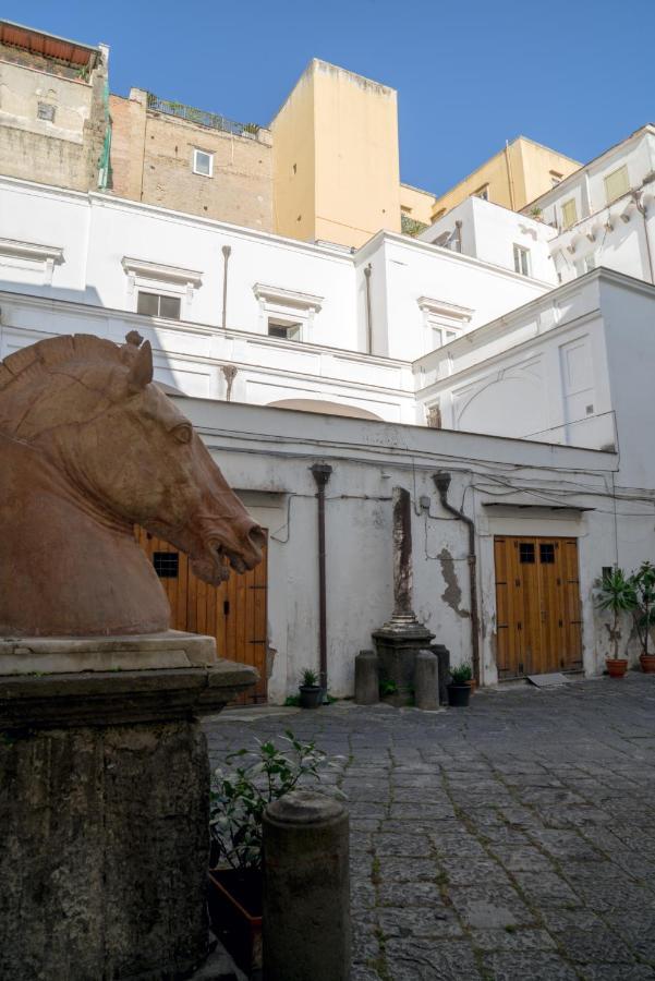 Suite & Luxury Rooms Palazzo Diomede Carafa Napoli Ngoại thất bức ảnh