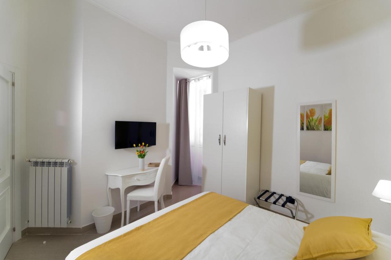 Suite & Luxury Rooms Palazzo Diomede Carafa Napoli Ngoại thất bức ảnh