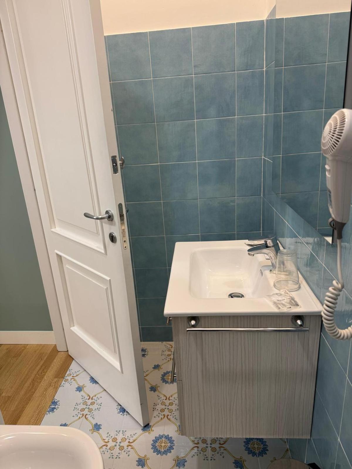 Suite & Luxury Rooms Palazzo Diomede Carafa Napoli Ngoại thất bức ảnh